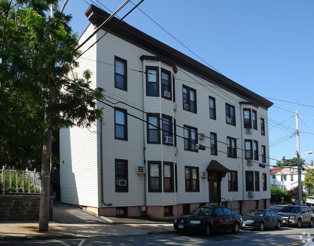 28 Chestnut St, Tarrytown, NY 10591 Apartments in Tarrytown, NY