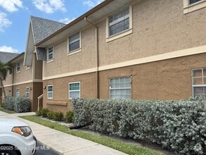 Building Photo - 220 Preston Ln