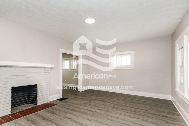 Building Photo - 724 Kammer Ave