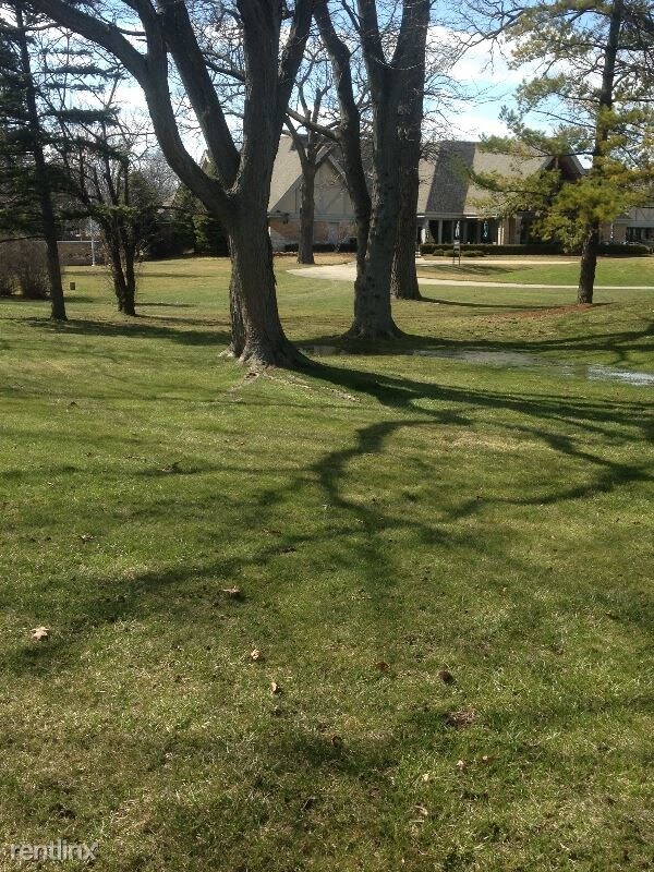Foto del edificio - 3 br, 3 bath House - 3860 lake ave