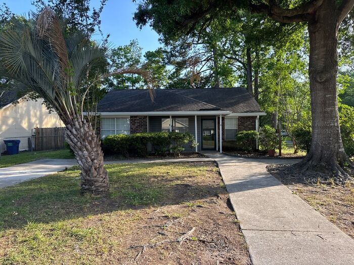 Primary Photo - 201 Birmingham Dr