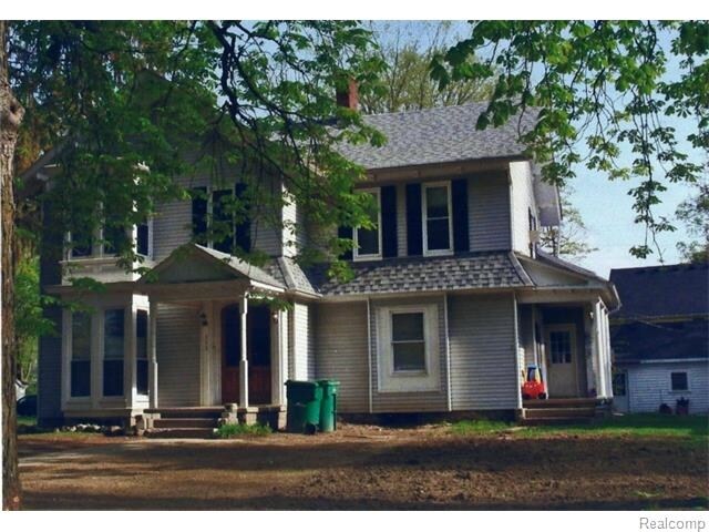Building Photo - 308 Lake St