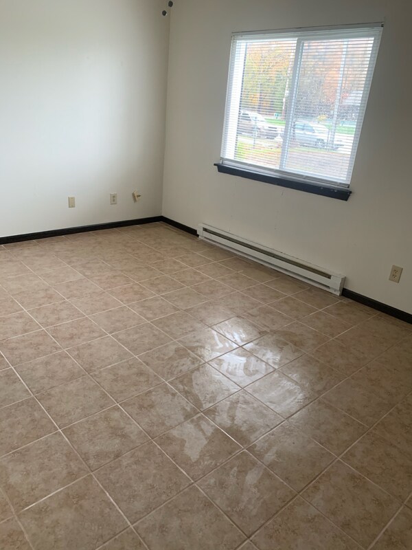 Foto del edificio - 8835 N Swan Rd