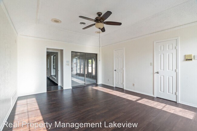 Building Photo - 3 br, 2.5 bath House - 10492 Strittmatter Rd
