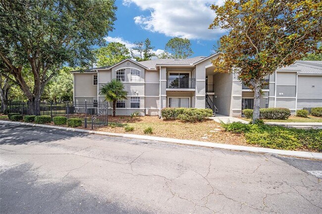 Foto del edificio - 3705 SW 27th St