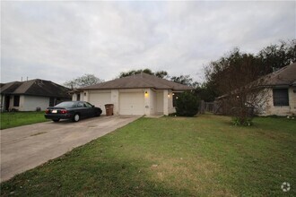 Building Photo - 8502 Apple Carrie Cove