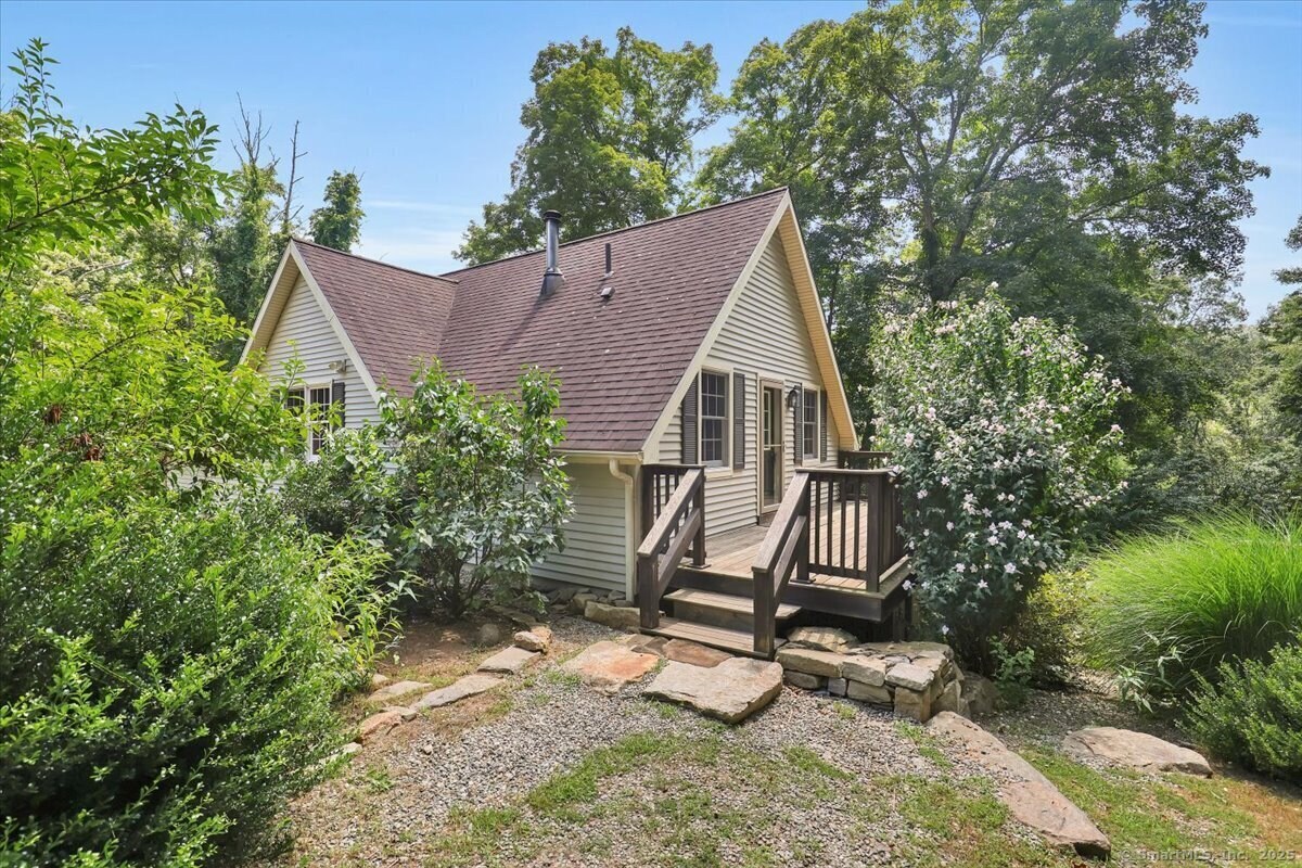 Foto principal - 19 Moodus Leesville Rd