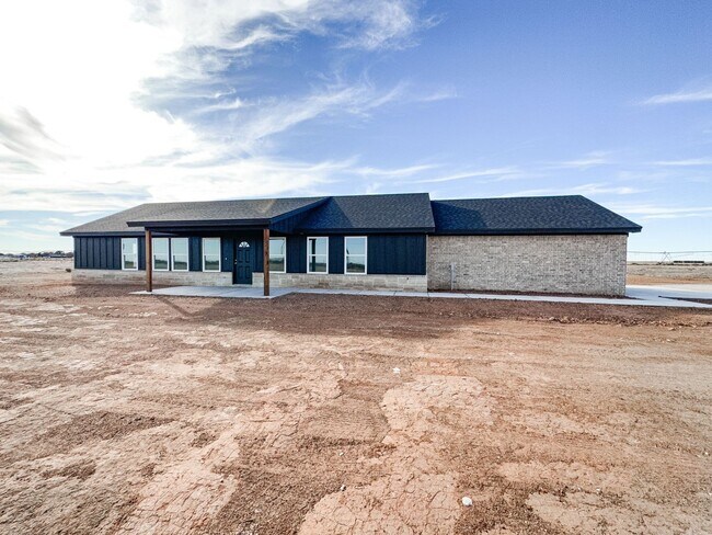 Foto del edificio - Country Living In Idalou ISD!