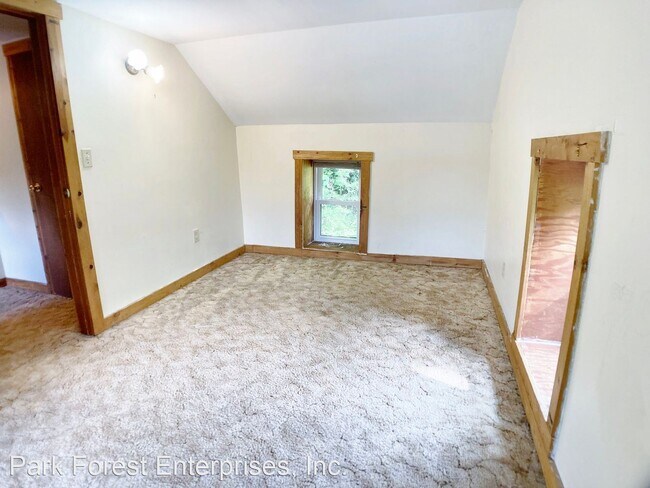 Building Photo - 2 br, 1.5 bath House - 146 Cow View Lane
