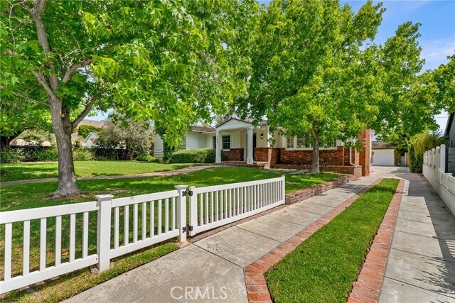 Building Photo - 2506 Sierra Vista