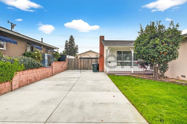 Foto del edificio - 1200 E Elgenia Ave