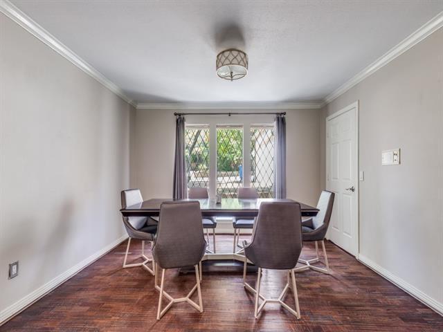 Foto del edificio - 9138 Valley Chapel Ln