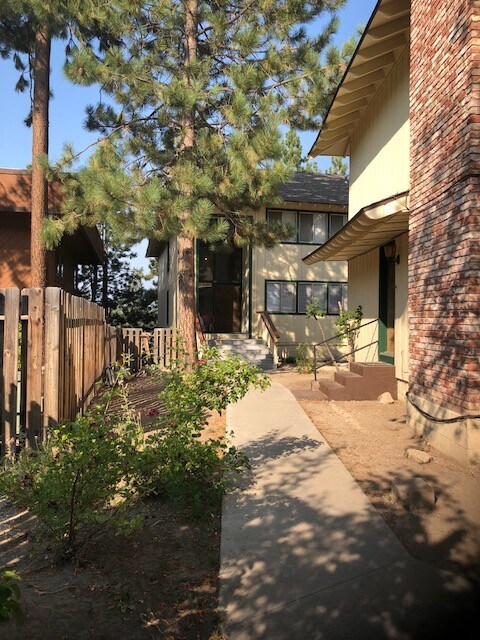 84 McFaul - 84 McFaul Way