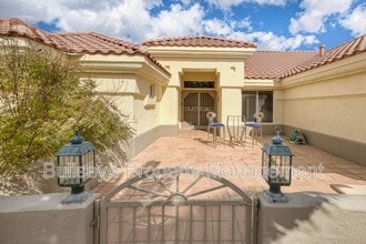 Building Photo - 15704 W Sentinel Dr