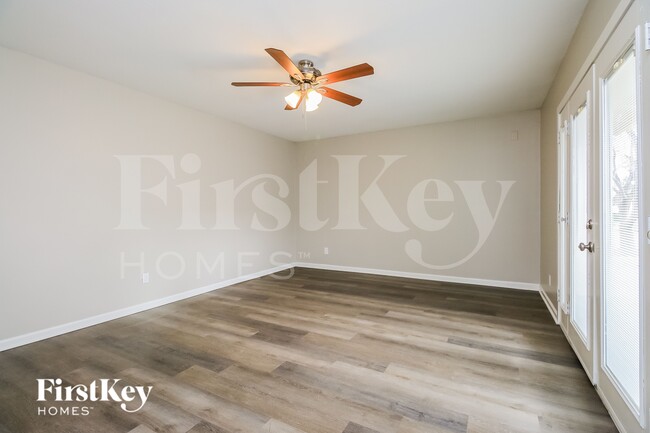 Building Photo - 8046 N 56th Ave