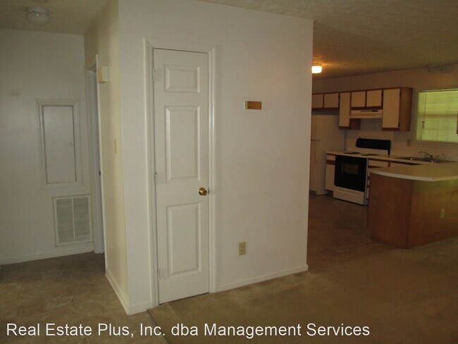 Building Photo - 2 br, 1 bath House - 47 Mare Court Apt E