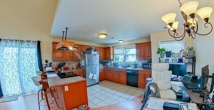 Building Photo - 601 Harland Dr
