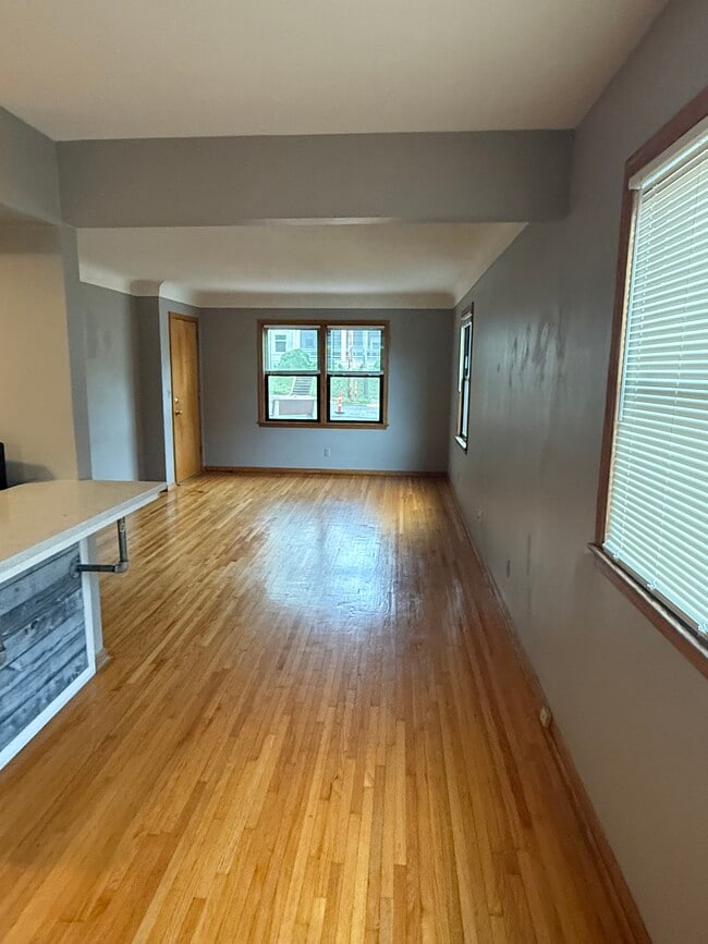 Building Photo - 3020 W 44th St