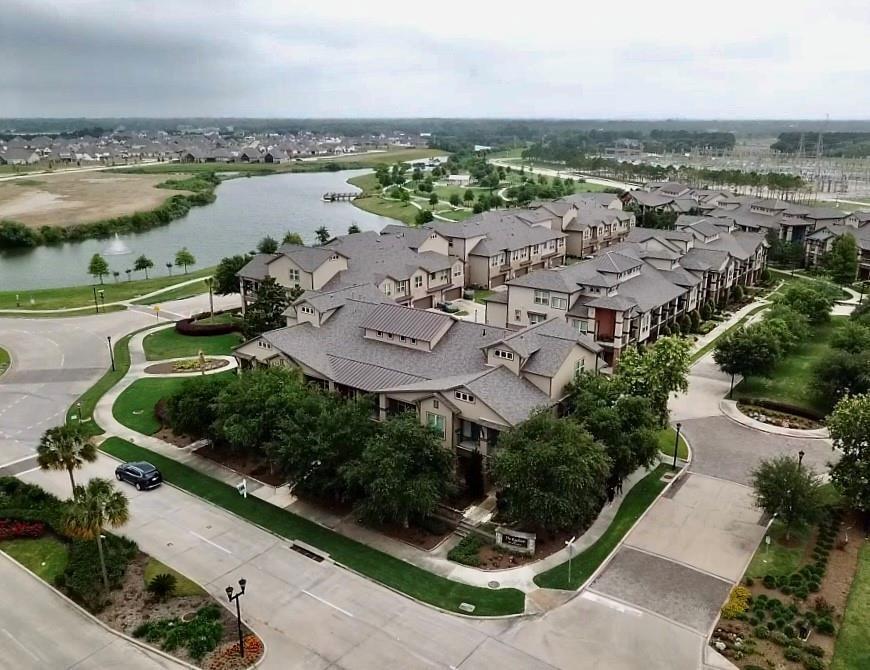 708 Water St, ster, TX 77598 Condo for Rent in ster, TX