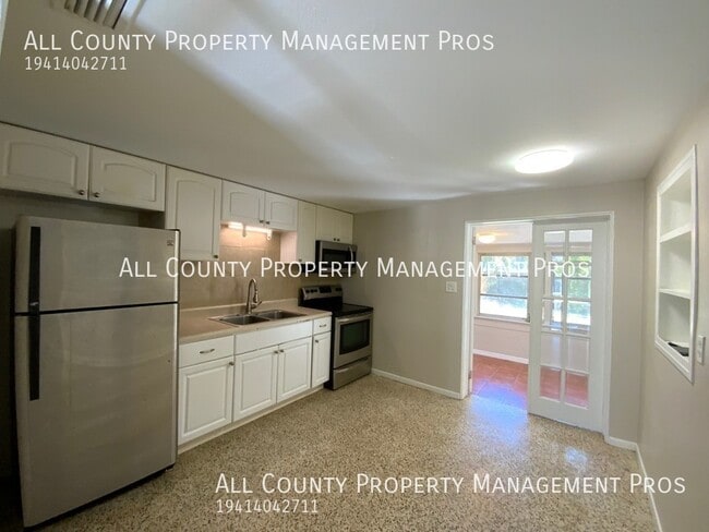 Photo - 2629 Grand Cayman St House