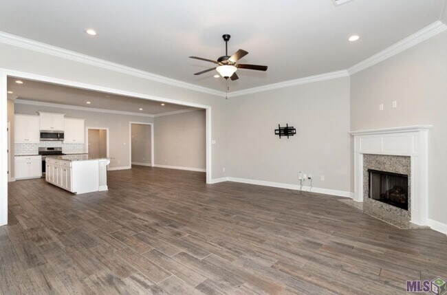 Building Photo - 710 Elliston Dr