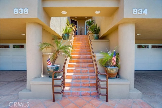 Building Photo - 834 Monterey Blvd