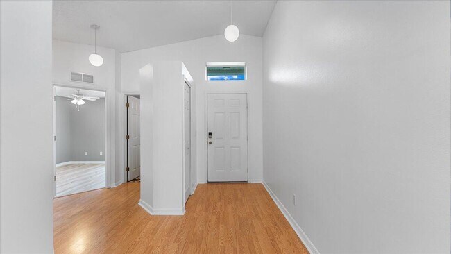 Building Photo - 963 Brumpton Pl