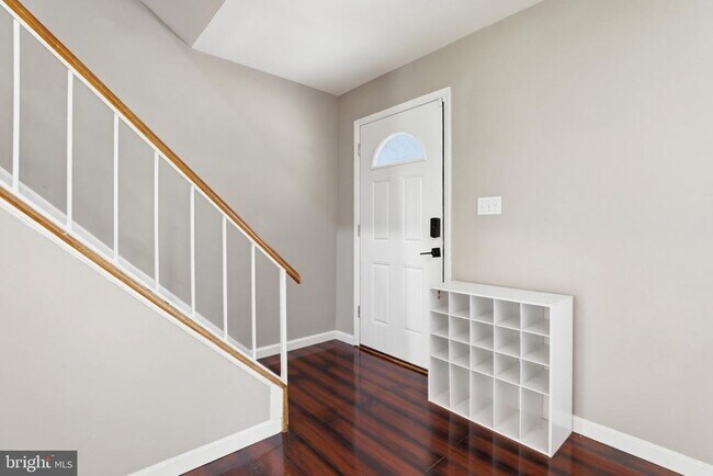 Foto del edificio - 7229 Joplin St
