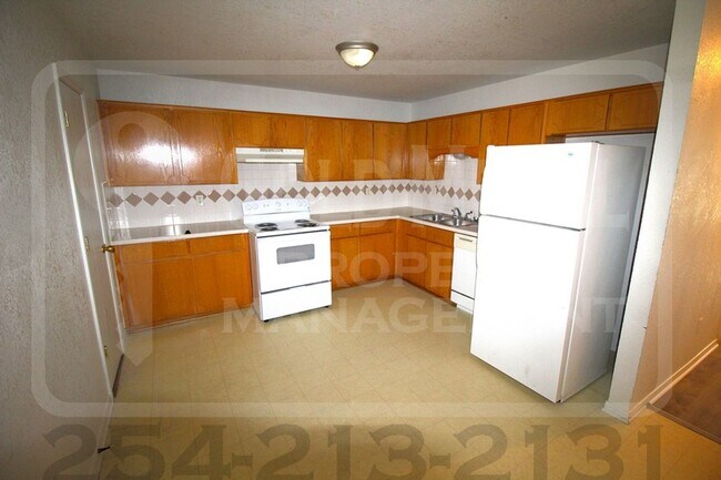 Foto del edificio - 1710 Aztec Trce