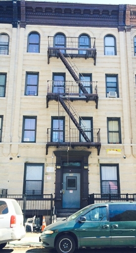 Foto del edificio - 506 Jackson Ave