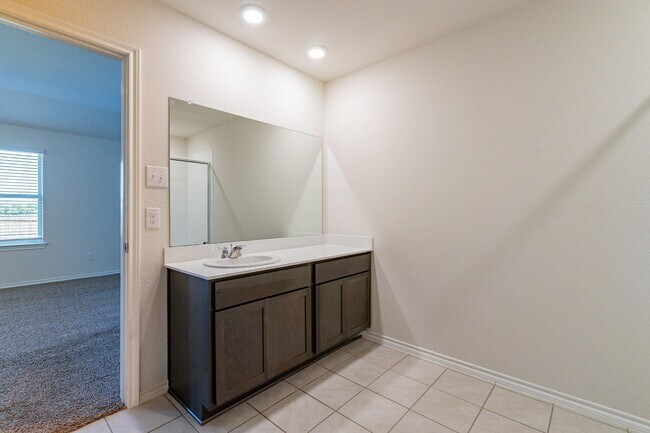 Foto del edificio - 109 Colthorpe Ln