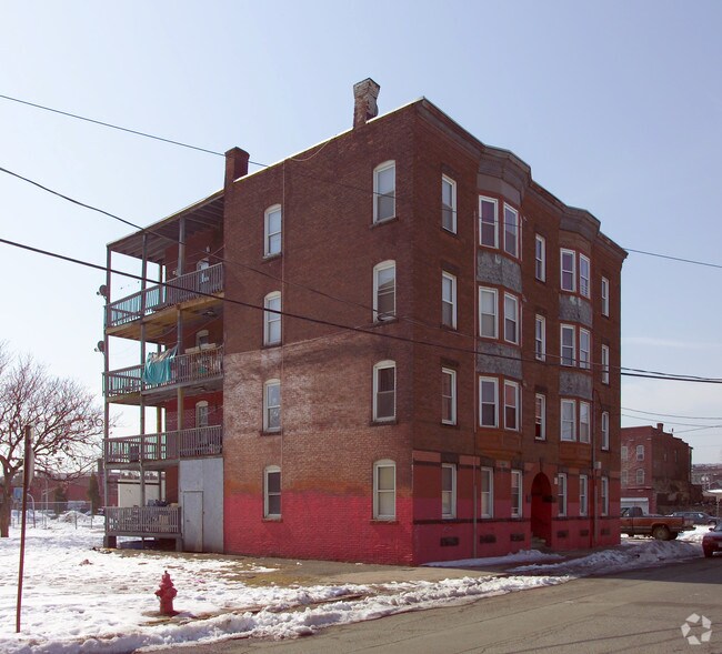 rent holyoke rent holyoke
