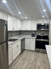 Building Photo - 3217 Hunters Mill Dr