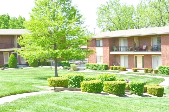 Building Photo - 10456 Wornall Rd