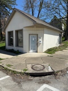 Photo - 1300 Victoria Ave House