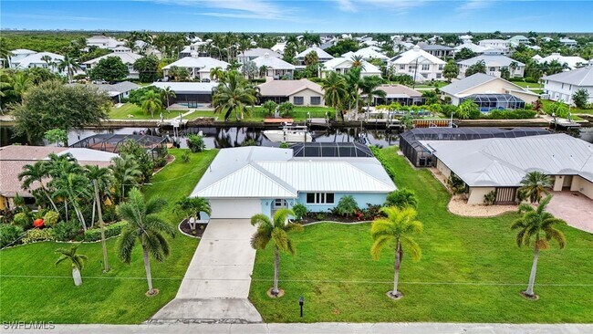 Foto del edificio - 6163 Plumosa Ave