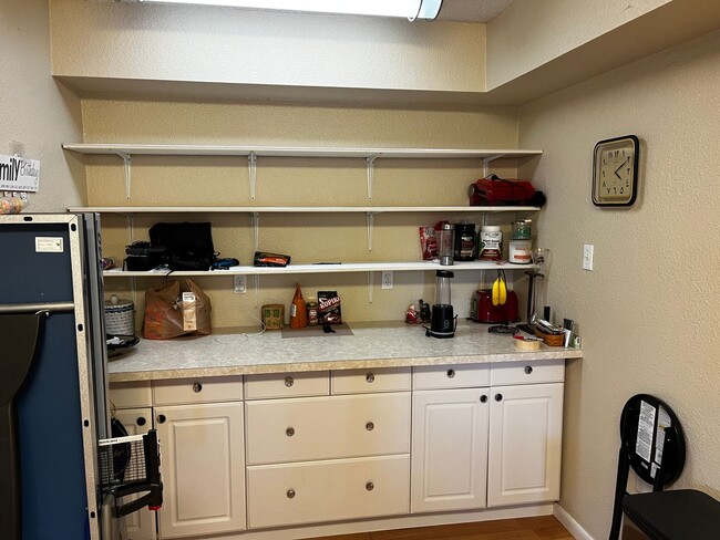 Building Photo - Private 2 Bed, 2 Bath Home on Acreage – 10...
