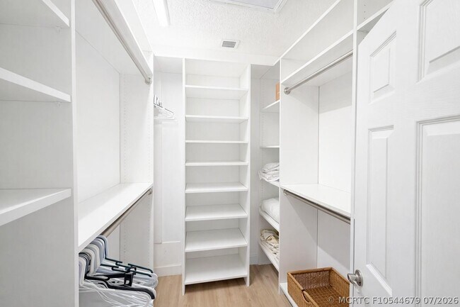 Foto del edificio - 1645 S Ocean Ln
