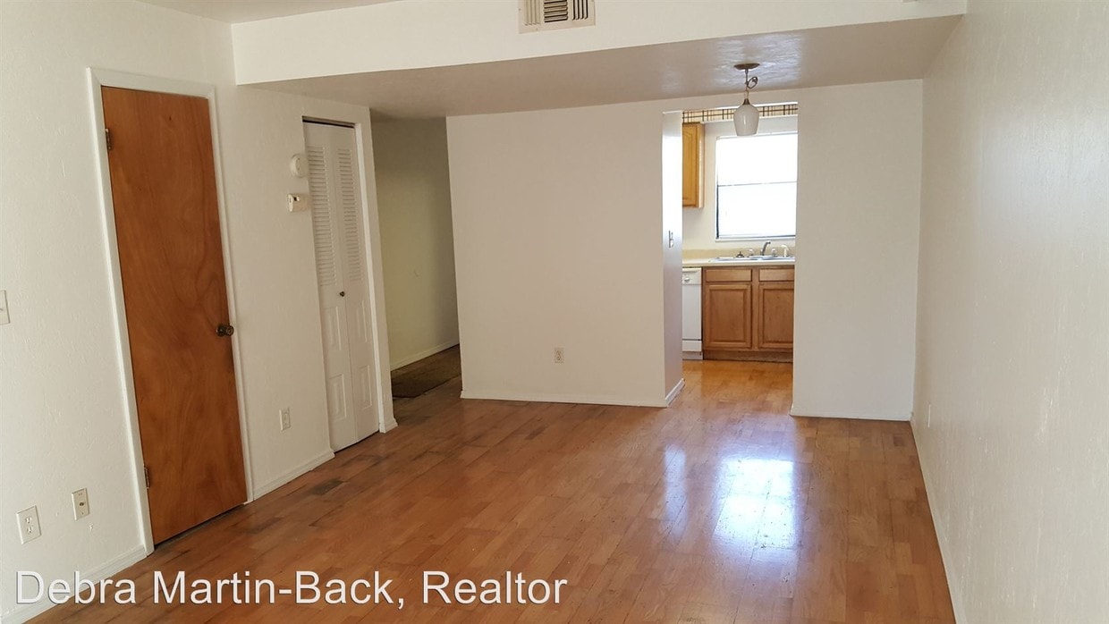 Foto principal - 4123 SW 15 Pl