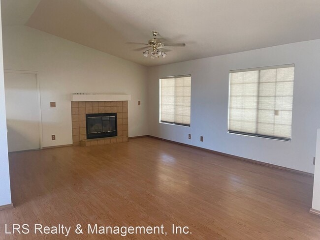 Building Photo - 3 br, 2 bath House - 9143 Evelyn Ave.