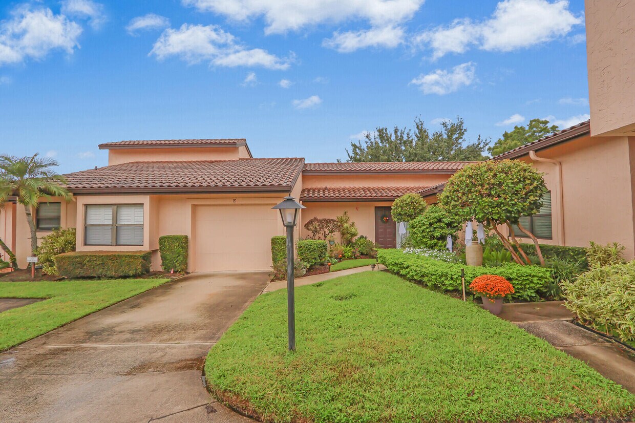 Primary Photo - 3665 SW Quail Meadow Trail