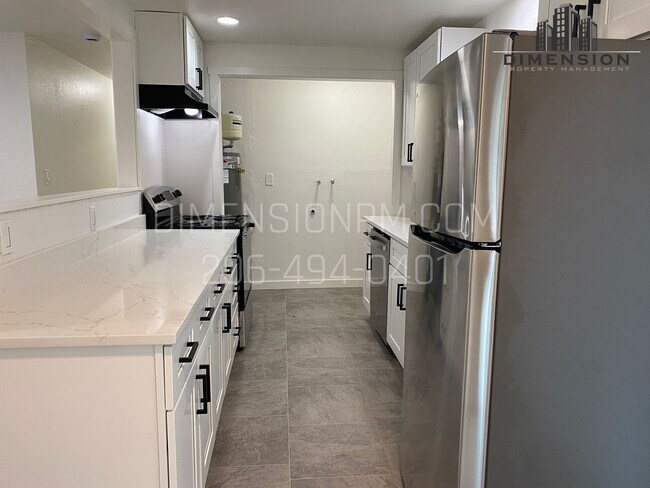 Foto del edificio - Charming 3-bedroom, 1-bathroom house in Fe...