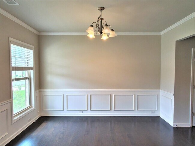 Building Photo - 2465 Matlin Way