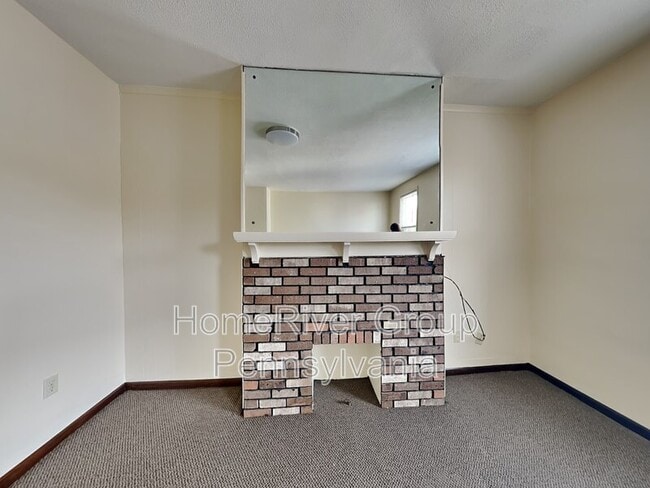 Building Photo - 707 Idlewood Ave