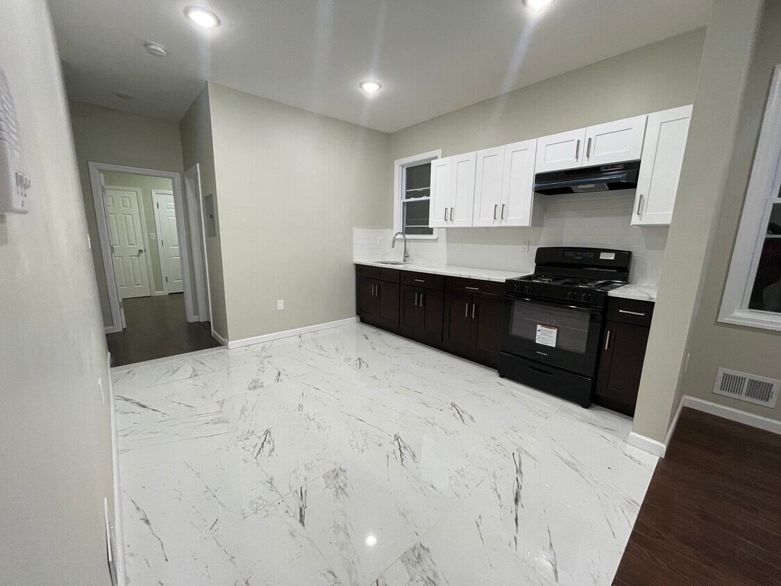 120 Brookwood St Unit 1, East Orange, NJ 07018 120 Brookwood St East