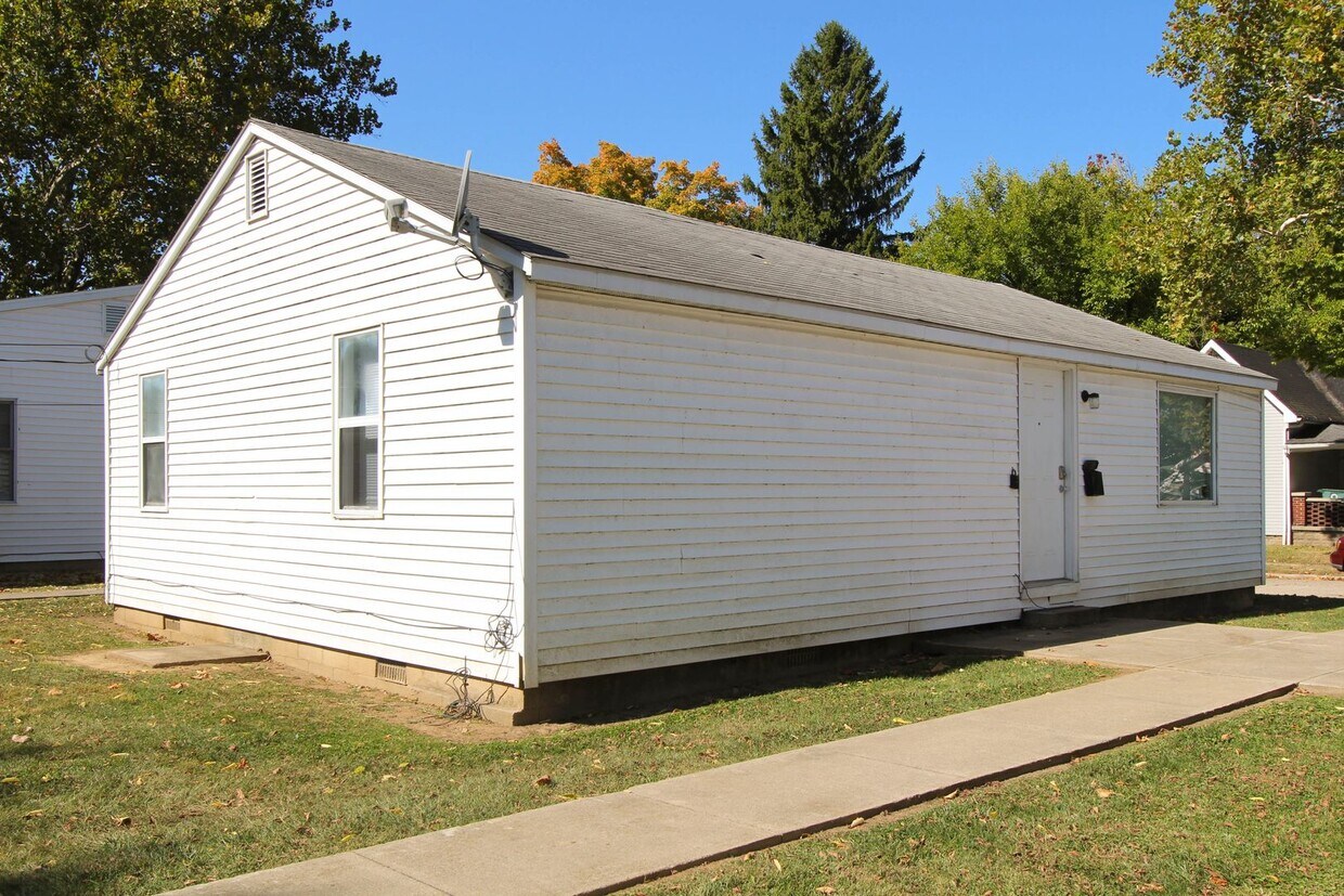 Primary Photo - 1807-1809 W Adams St