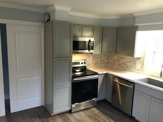 Foto del edificio - 2412 E Lakeview Dr