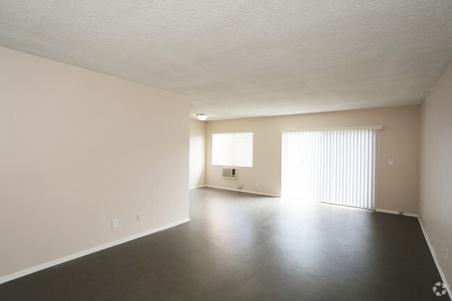 2BR, 2BA-Living Room - 3748 Midvale Ave
