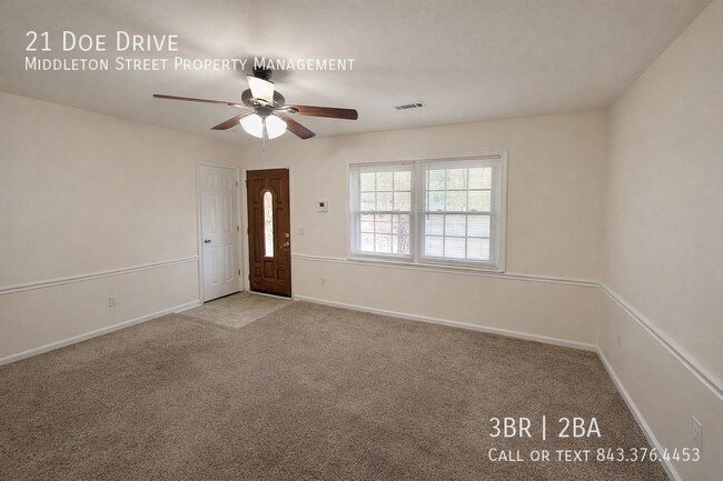 Building Photo - 21 Doe Dr