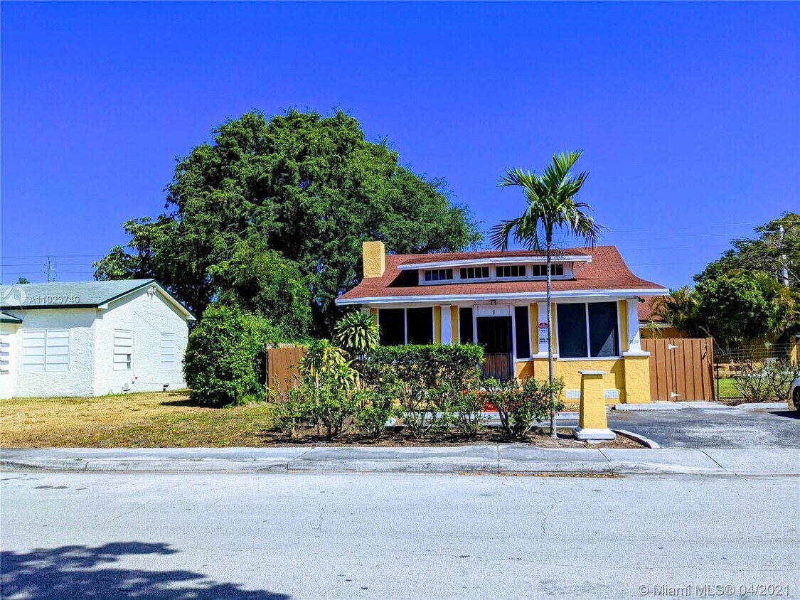 1929 Fillmore St Unit 1, Hollywood, FL 33020 Apartments in Hollywood